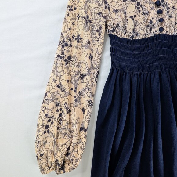 VTG Cream Blue Smocked Waist Animals Floral Novelty Print Bell Sleeve Mini Dress - Picture 2 of 7